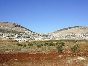 MT_GERIZIM_MT_EBAL_FROM_EAST_